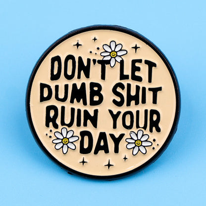 DaisyDefy Pin - Bold Resilience Badge